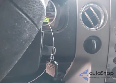 2004 Ford F-150 Fx4/Lariat/Xl/Xlt from USA, damaged, VIN 1FTPX14534NB78581